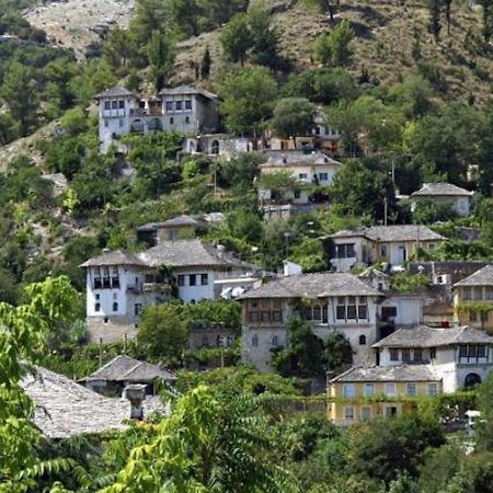Ruols Guesthouse Gjirokastra Zewnętrze zdjęcie
