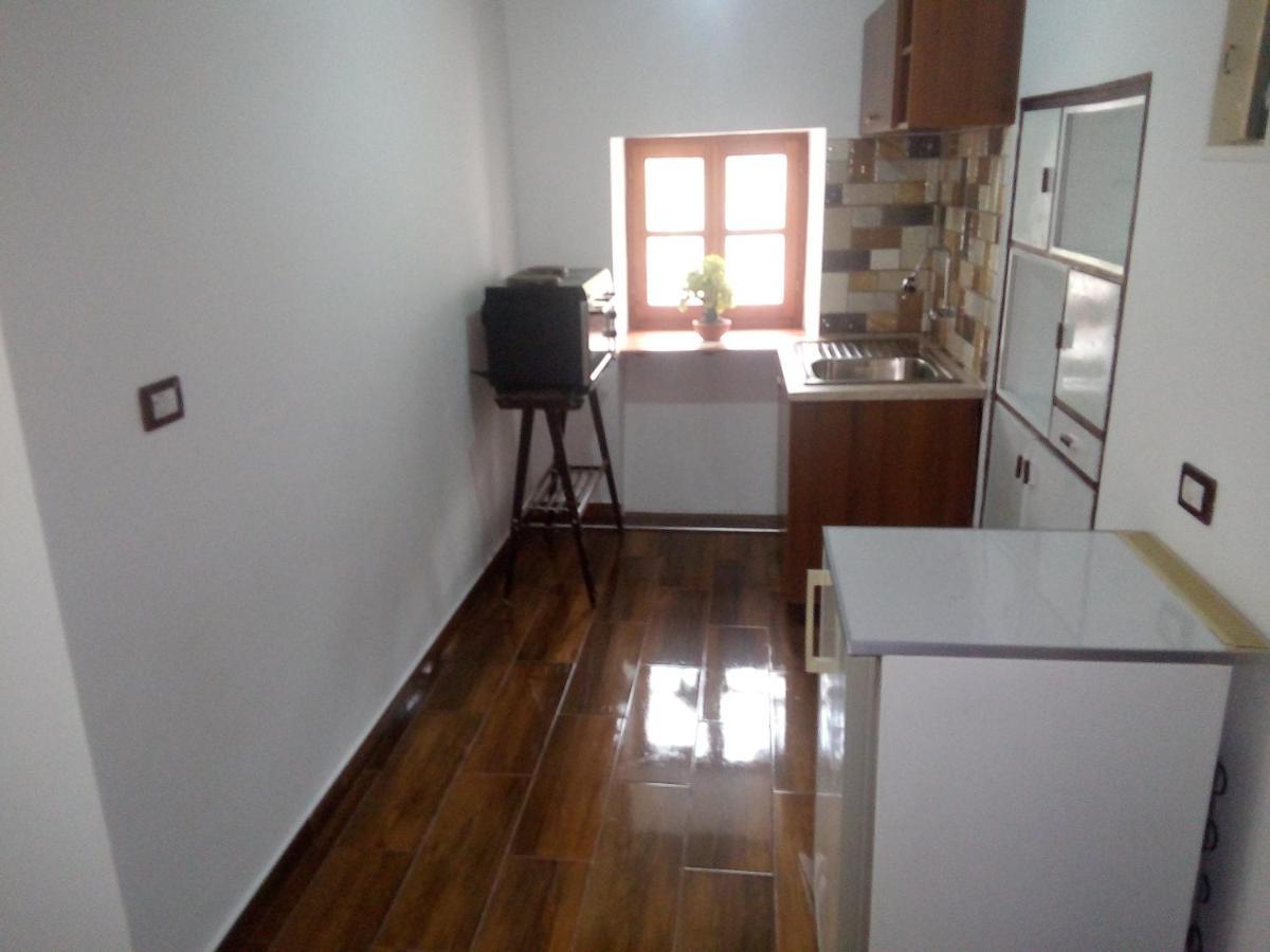 Ruols Guesthouse Gjirokastra Zewnętrze zdjęcie