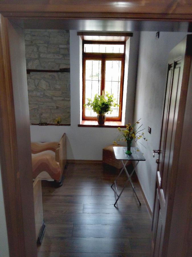 Ruols Guesthouse Gjirokastra Zewnętrze zdjęcie